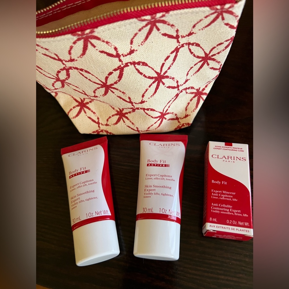 Clarins Body Fit Active Skin Smoothing Expert Cream - 3 items plus carry bag NEW